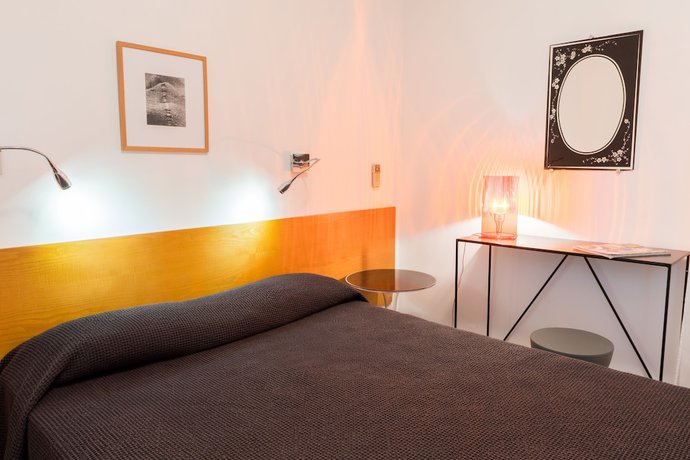 Imagen de la habitación del Hotel H&ocirc;tel Cala di l\'Oru. Foto 13