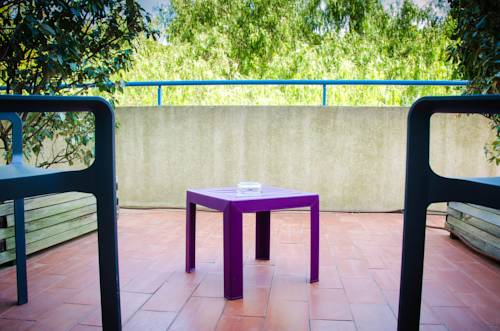 Imagen de la habitación del Hotel H&ocirc;tel California, LE LAVANDOU. Foto 10