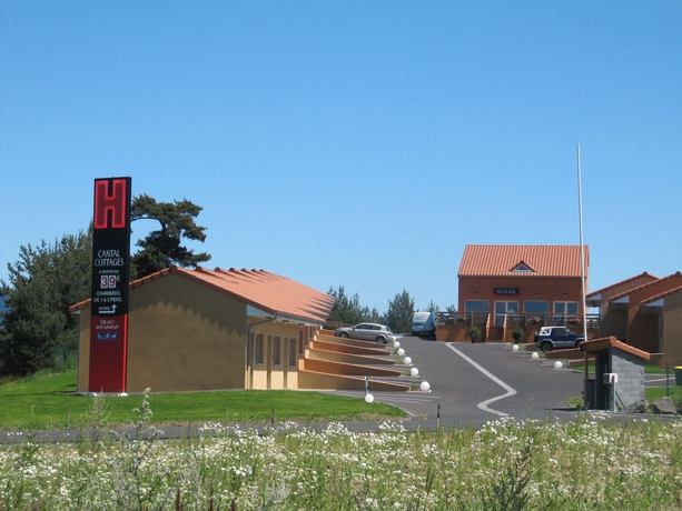 Imagen general del Hotel Hôtel Cantal Cottages. Foto 1