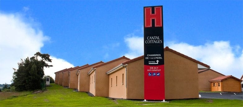 Imagen de los exteriores del Hotel H&ocirc;tel Cantal Cottages. Foto 19
