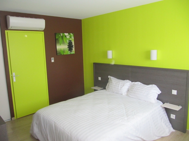 Imagen de la habitación del Hotel H&ocirc;tel Cantal Cottages. Foto 12