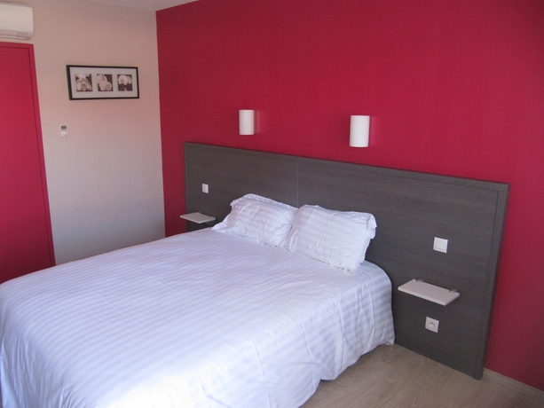 Imagen de la habitación del Hotel H&ocirc;tel Cantal Cottages. Foto 17
