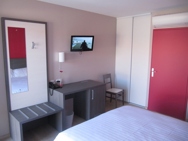 Imagen de la habitación del Hotel H&ocirc;tel Cantal Cottages. Foto 18