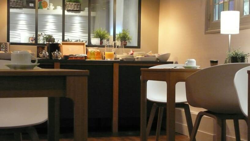 Imagen general del Hotel Hôtel Cardinal. Foto 4