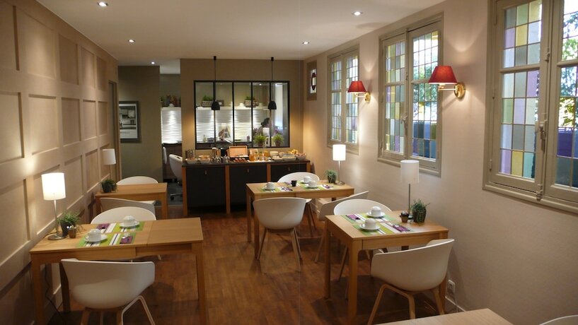 Imagen general del Hotel Hôtel Cardinal. Foto 11