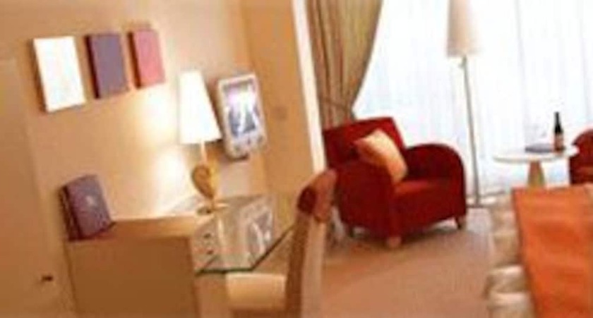 Imagen de la habitación del Hotel H&ocirc;tel Casino 2000 - Adult Guests Only. Foto 13