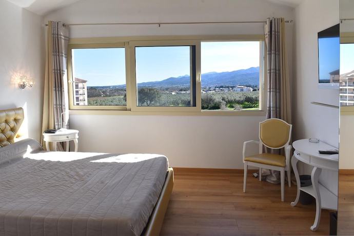 Imagen de la habitación del Hotel H&ocirc;tel Castellu Rossu. Foto 14