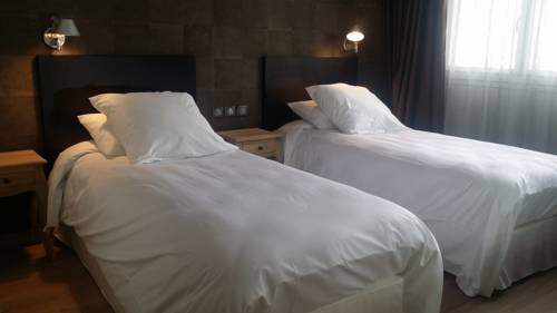 Imagen de la habitación del Hotel H&ocirc;tel Catalpa. Foto 12