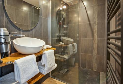 Imagen de la habitación del Hotel H&ocirc;tel Catalpa. Foto 13