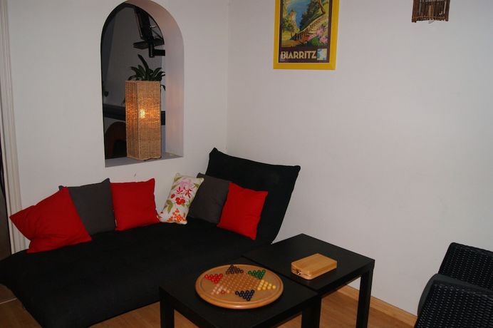 Imagen de la habitación del Hotel H&ocirc;tel Central, PAU. Foto 3