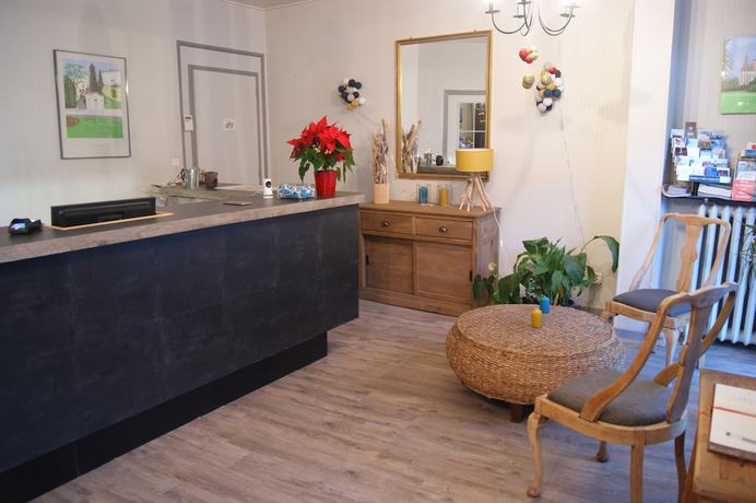 Imagen de los interiores del Hotel H&ocirc;tel Central, PAU. Foto 19