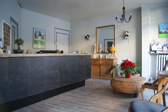 Imagen de los interiores del Hotel H&ocirc;tel Central, PAU. Foto 20