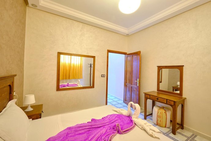 Imagen de la habitación del Hotel H&ocirc;tel Central Palace. Foto 15