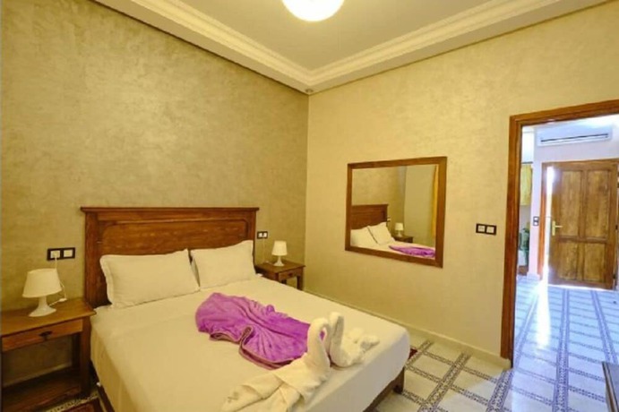 Imagen de la habitación del Hotel H&ocirc;tel Central Palace. Foto 18