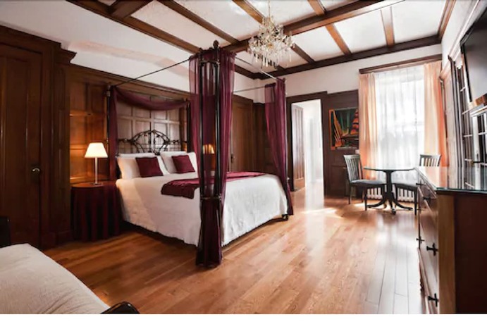 Imagen de la habitación del Hotel H&ocirc;tel Ch&acirc;teau de l\'Argoat. Foto 3