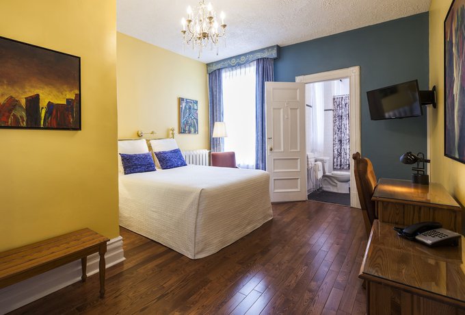 Imagen de la habitación del Hotel H&ocirc;tel Ch&acirc;teau de l\'Argoat. Foto 4