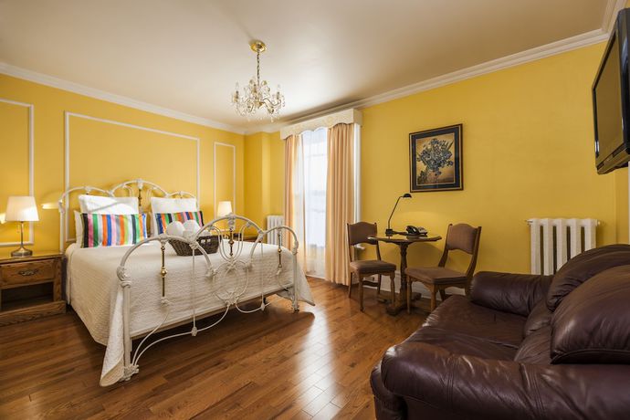 Imagen de la habitación del Hotel H&ocirc;tel Ch&acirc;teau de l\'Argoat. Foto 16