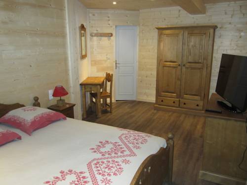 Imagen de la habitación del Hotel H&ocirc;tel Chalet Le Caribou. Foto 12