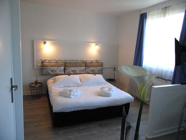 Imagen de la habitación del Hotel H&ocirc;tel Chante Grelet. Foto 11