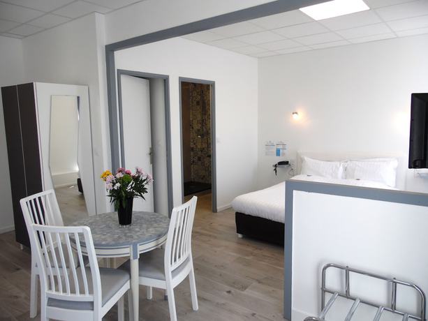 Imagen de la habitación del Hotel H&ocirc;tel Chante Grelet. Foto 15
