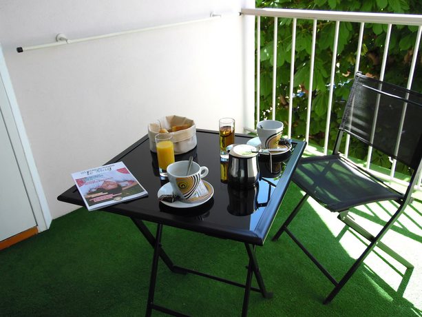 Imagen de la habitación del Hotel H&ocirc;tel Chante Grelet. Foto 18