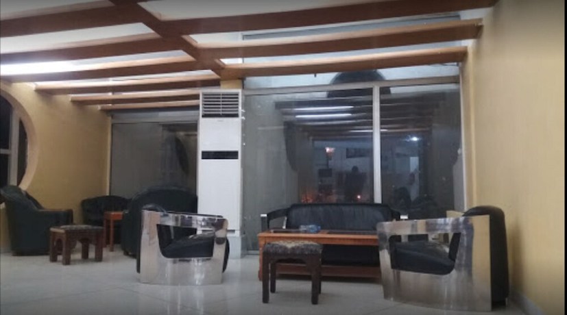 Imagen de los interiores del Hotel H&ocirc;tel Chelia. Foto 18