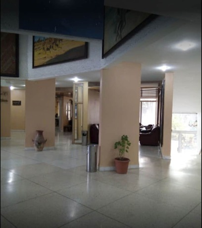 Imagen de los interiores del Hotel H&ocirc;tel Chelia. Foto 20