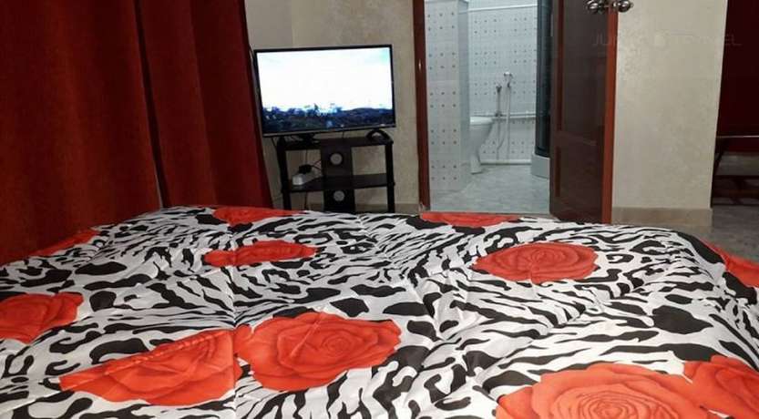 Imagen de la habitación del Hotel H&ocirc;tel Cheraga. Foto 5