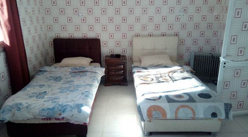 Imagen de la habitación del Hotel H&ocirc;tel Cheraga. Foto 6