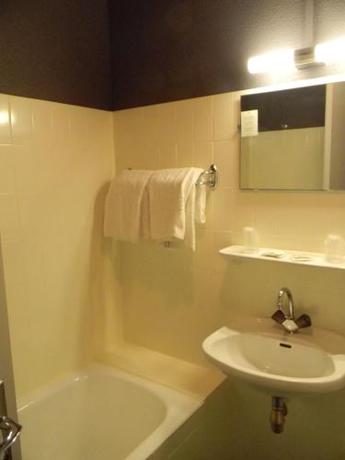 Imagen de la habitación del Hotel H&ocirc;tel Chez Pierre d\'Agos. Foto 3