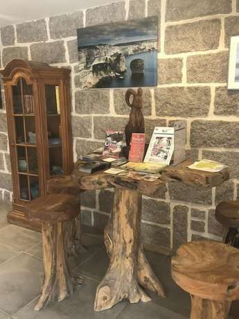 Imagen de los interiores del Hotel H&ocirc;tel Clair de Lune. Foto 17