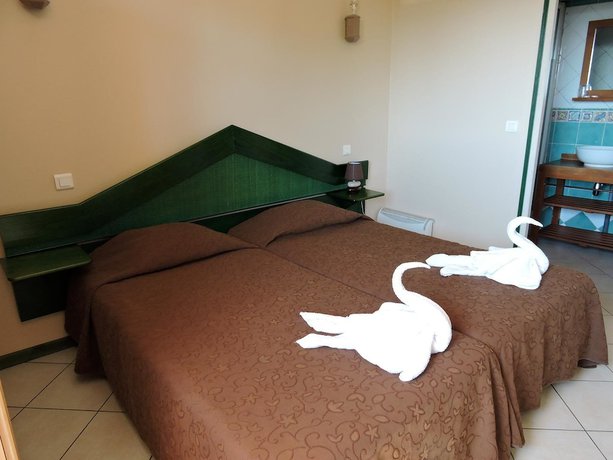 Imagen de la habitación del Hotel H&ocirc;tel Clair de Lune. Foto 10