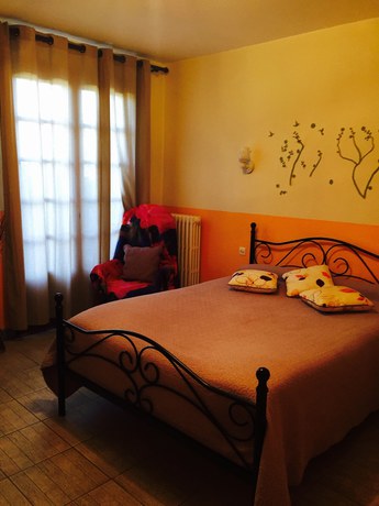 Imagen de la habitación del Hotel H&ocirc;tel Clamador. Foto 11
