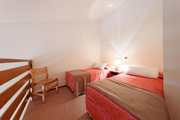 Imagen de la habitación del Hotel H&ocirc;tel Club Le Risoux. Foto 6