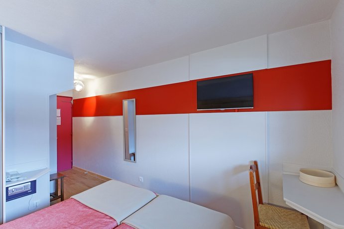 Imagen de la habitación del Hotel H&ocirc;tel Club Le Risoux. Foto 7
