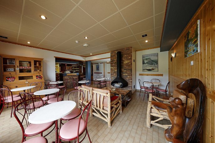 Imagen de los interiores del Hotel H&ocirc;tel Club Le Risoux. Foto 16