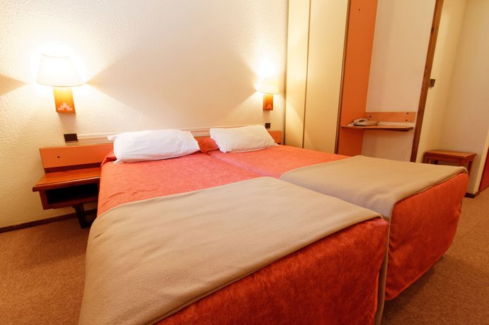 Imagen de la habitación del Hotel H&ocirc;tel Club Le Risoux. Foto 8