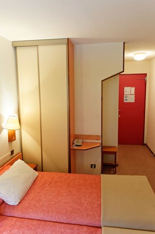 Imagen de la habitación del Hotel H&ocirc;tel Club Le Risoux. Foto 15