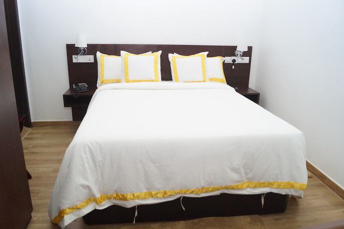 Imagen de la habitación del Hotel H&ocirc;tel Colonia. Foto 10