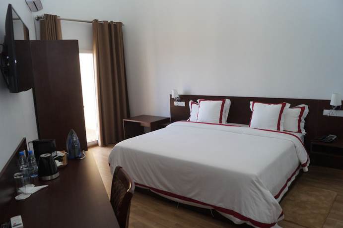 Imagen de la habitación del Hotel H&ocirc;tel Colonia. Foto 15