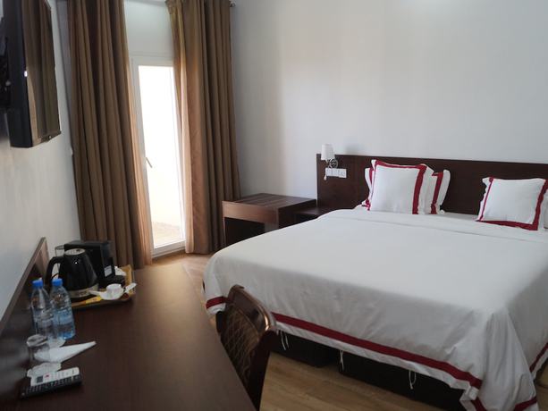 Imagen de la habitación del Hotel H&ocirc;tel Colonia. Foto 17