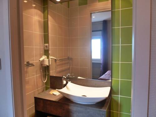 Imagen de la habitación del Hotel H&ocirc;tel Concorde, RODEZ. Foto 3