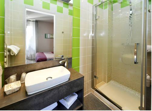 Imagen de la habitación del Hotel H&ocirc;tel Concorde, RODEZ. Foto 9