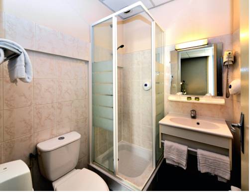 Imagen de la habitación del Hotel H&ocirc;tel Concorde, RODEZ. Foto 11