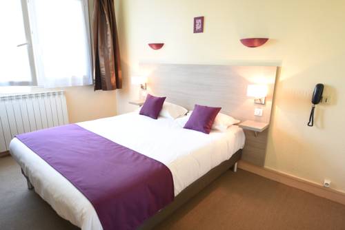 Imagen de la habitación del Hotel Hôtel Continental, VIERZON. Foto 6