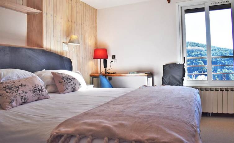 Imagen de la habitación del Hotel Hôtel Corrieu. Foto 9