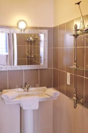 Imagen de la habitación del Hotel H&ocirc;tel Cortie. Foto 15