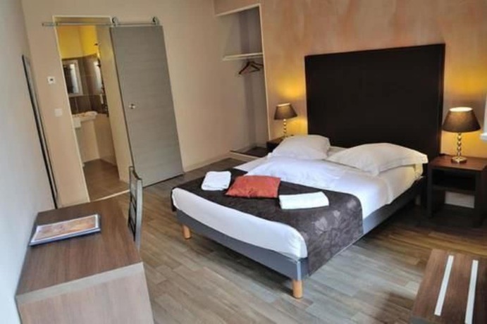 Imagen de la habitación del Hotel H&ocirc;tel Cortie. Foto 16