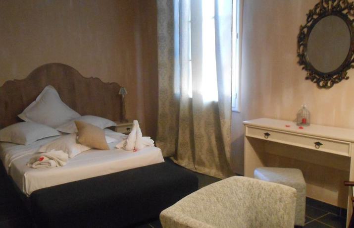 Imagen de la habitación del Hotel H&ocirc;tel Cortie. Foto 19