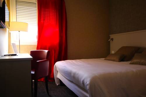 Imagen de la habitación del Hotel H&ocirc;tel D'arcins. Foto 4